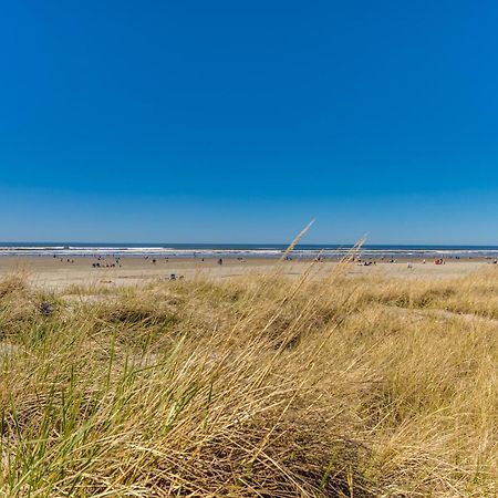 Sand & Sea: The Bilberry Apartment Seaside Luaran gambar